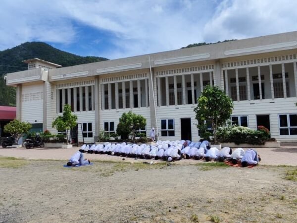 Dayah SIDIQ Laksanakan Sujud Syukur Usai Ujian Semester Ganjil