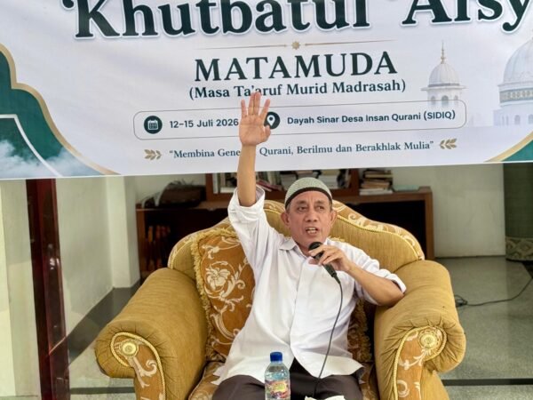 Khutbatul 'Arsy MATAMUDA Dayah SIDIQ Bekali Santri dengan Semangat Belajar dan Akhlak Mulia